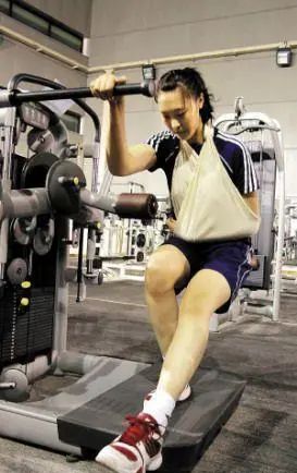 惠若琪含泪谈退役原因,惠若琪伤病情况