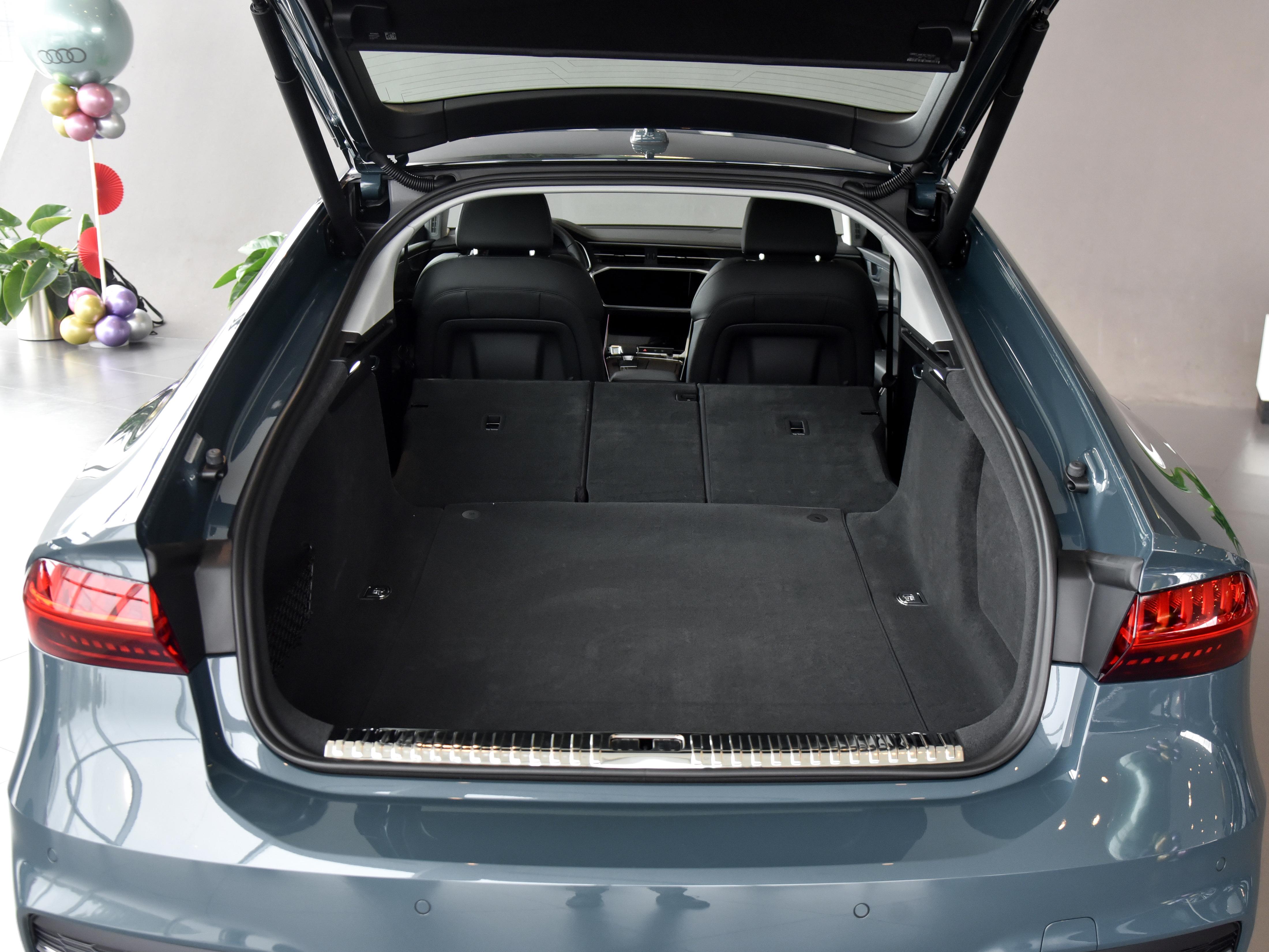 后备箱超级大的车型,后备箱大又有逼格的车