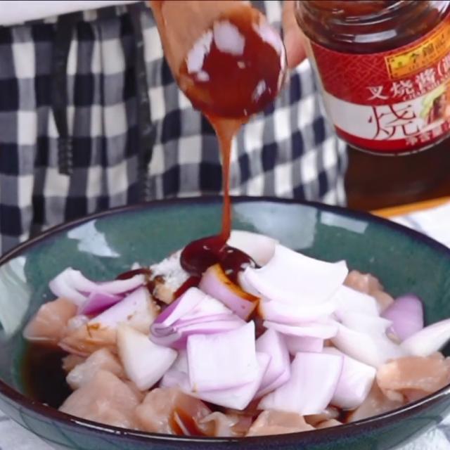 孜然烤肉串,十分入味,下酒必备