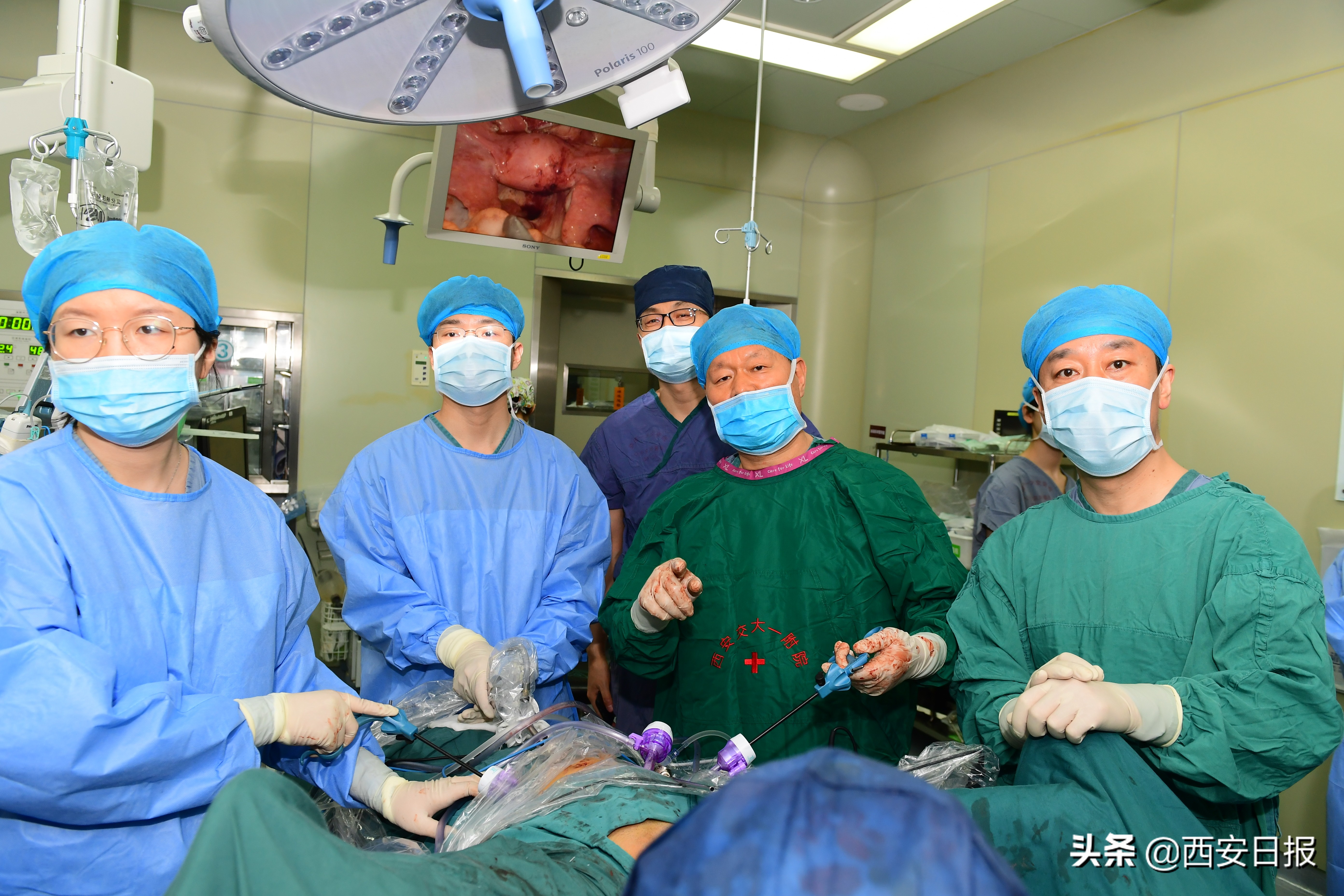 先天无阴道迟迟不来“大姨妈”医生施妙术：“石女”有望当妈妈