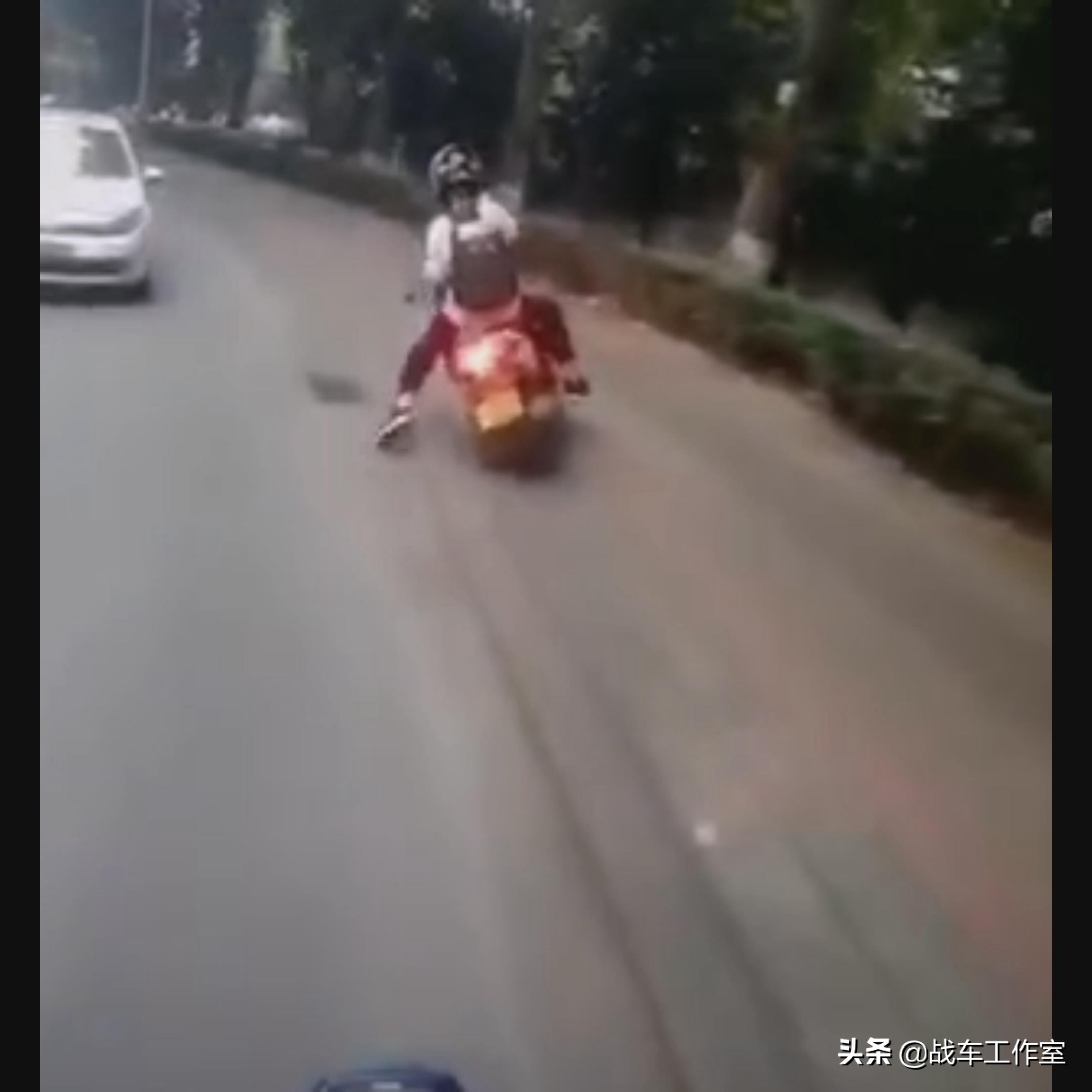 澶寸洈瀵硅溅鍙嬬殑褰卞搷,澶寸洈瀵硅溅鍙嬬殑鍗卞