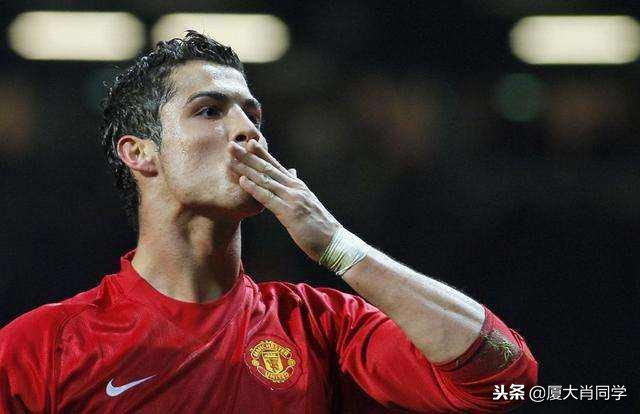 在中国家喻户晓的足坛十大巨星,谈论明星的颜值