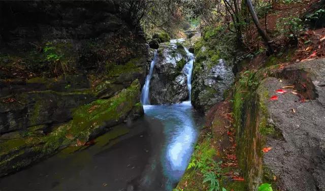 平江碧龙峡景区值得去玩吗,平江碧龙峡全长多少公里