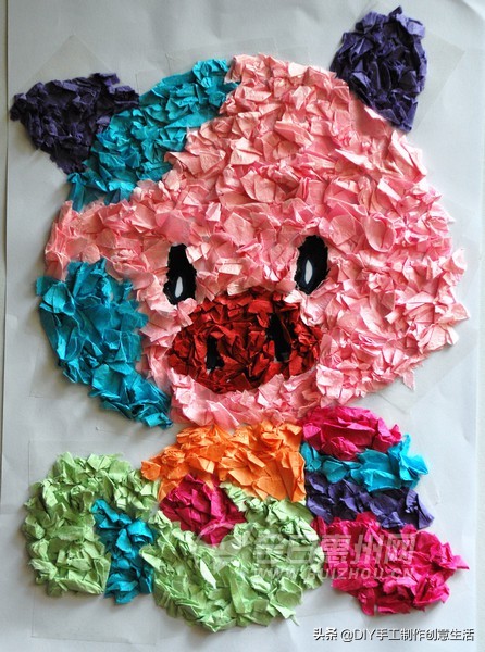 用圆纸片手工制作圣诞贴画,幼儿园大班碎纸片大树贴画