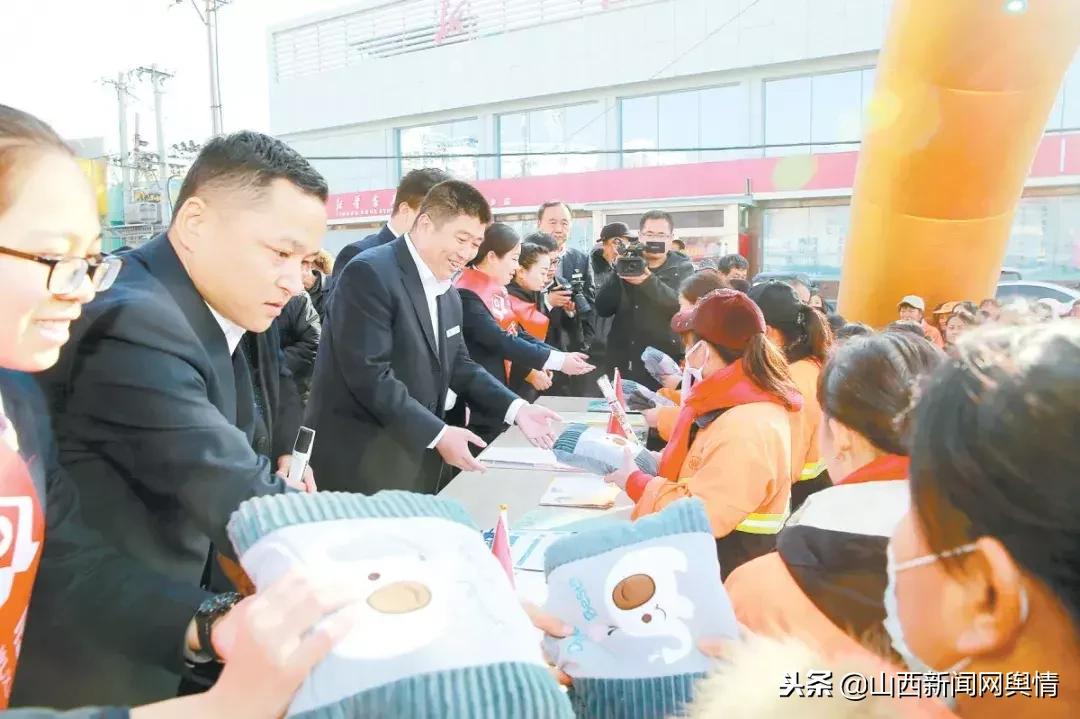 脱贫人口小额贷款成功案例,贫困户贷款5万元3年免息入股企业