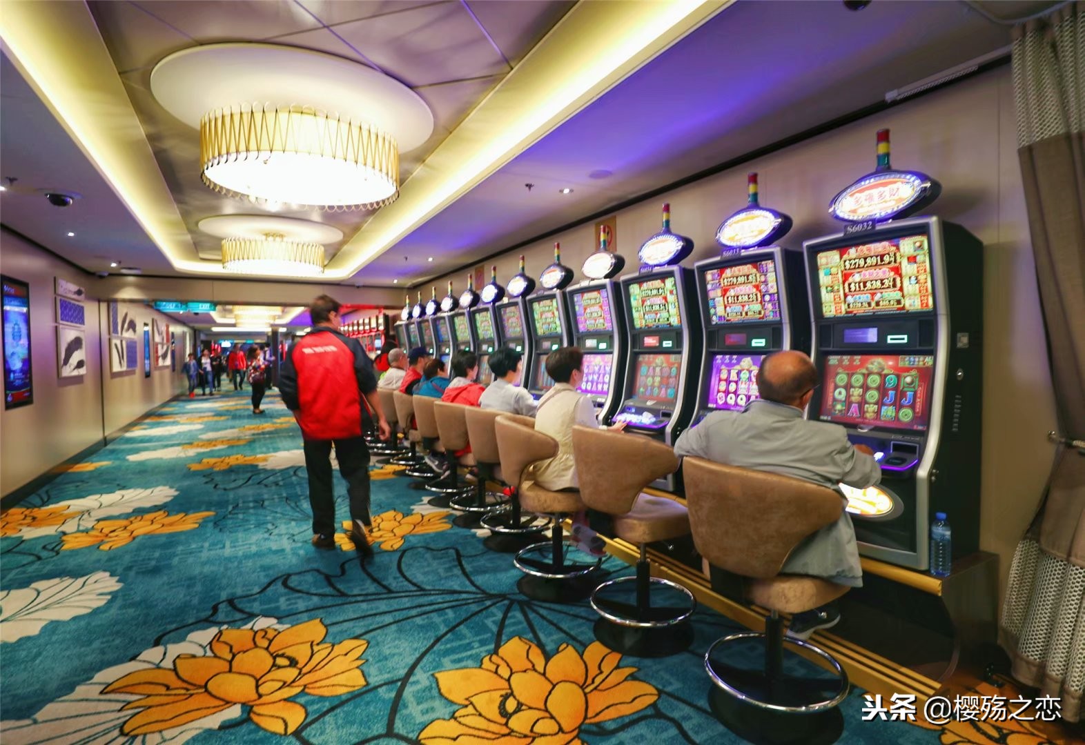 邮轮上好玩吗值得去吗,中国最大的邮轮世界梦号