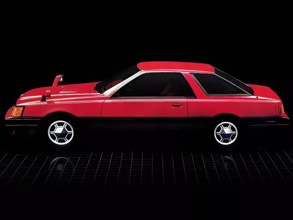 皇冠公爵老款,从豪华车到平民车