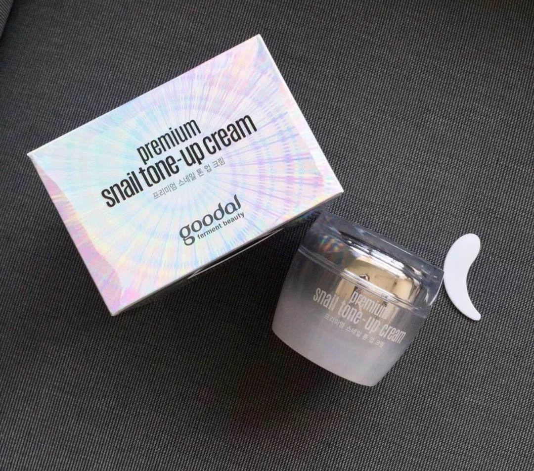 香奈儿润唇霜测评,倩碧素颜霜和香奈儿素颜霜