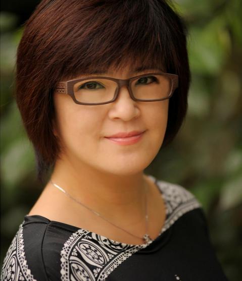 周冬雨双料影后背后的男人们,周冬雨双料影后背后的男人是谁