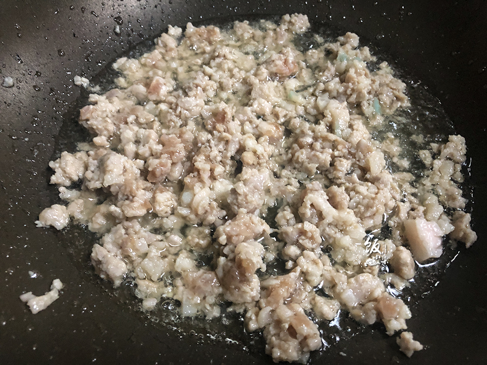 剩余的饺子皮做蒸饺,剩的饺子皮别扔这样做比春卷好吃