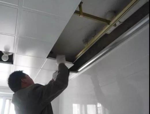 集成吊顶和石膏板吊顶哪个更好看,集成吊顶和石膏板吊顶怎么衔接