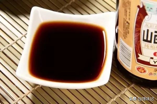 迷倒阎锡山,征服汪曾祺,又黑又酸的山西醋凭什么魅力这么大?