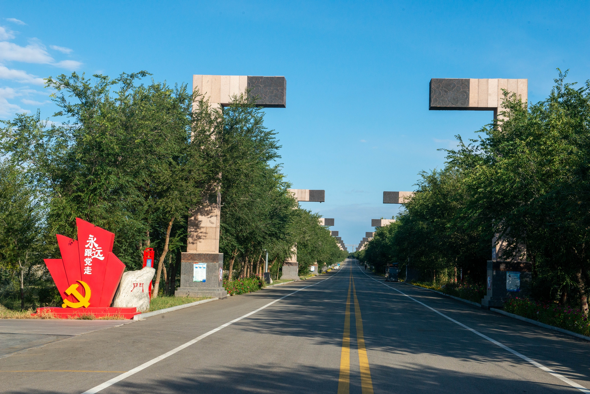 二连浩特到新疆边境游,内蒙古自驾游二连浩特