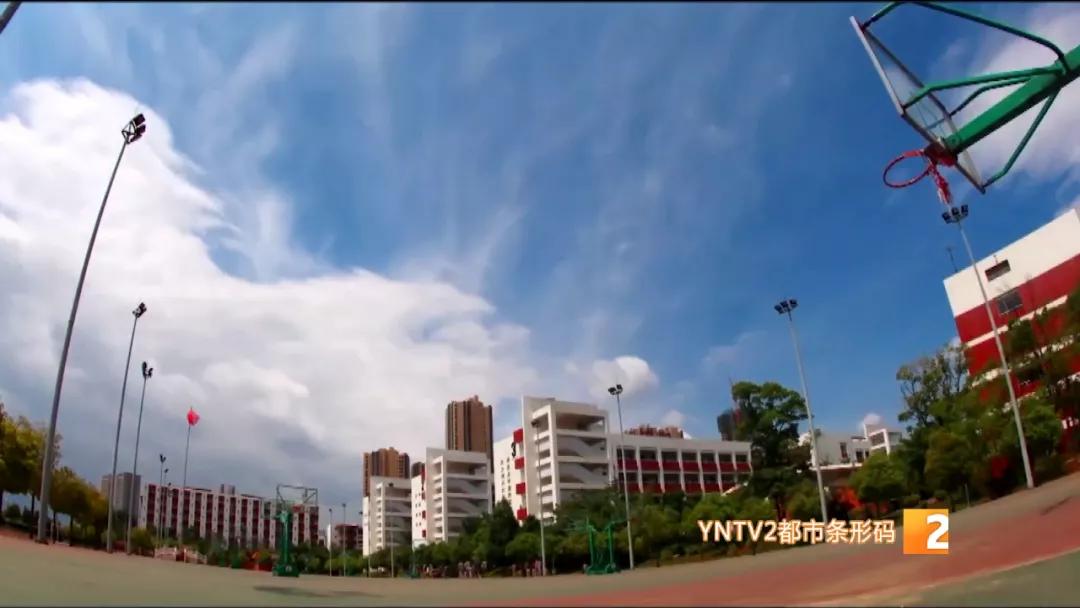 校长来了——自主修为惜时博取：昆一中西山学校晋升一级一等高完中，进入第一梯队，究竟魅力何在？