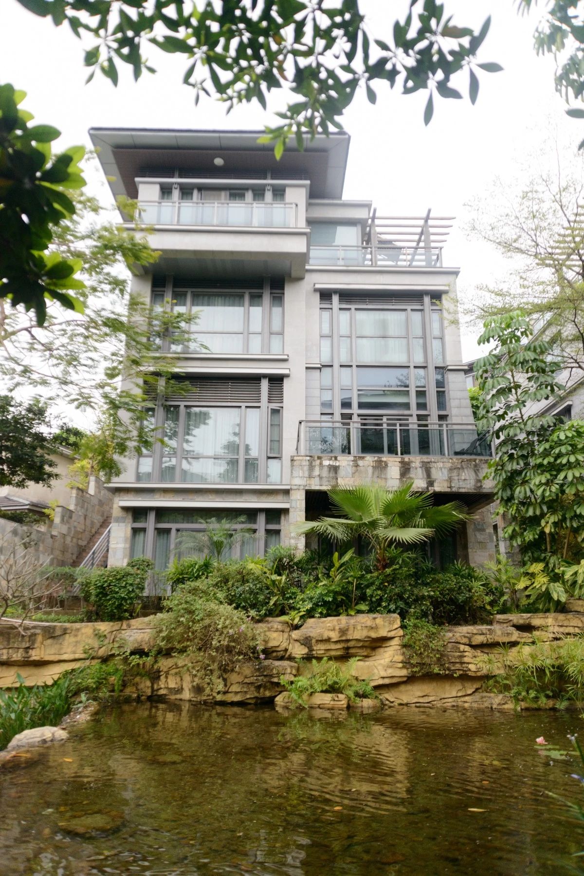 广州最值得泡温泉的地方,国内最好的避暑泡温泉的地方