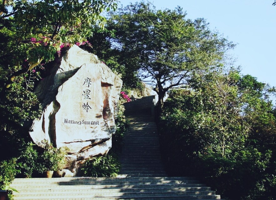广州白云山风景区有山爬吗,广州白云山哪个入口风景最好