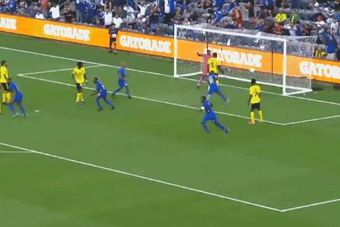 又1足球荒漠崛起！16万人口小国93分钟绝平晋级5天后或再创奇迹