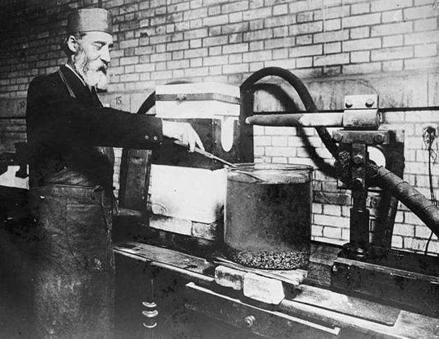 河南人工钻石为什么还那么贵,没加工的钻石价值