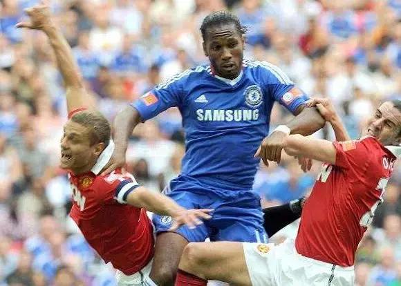 非洲刘德华宣布退役，3件事带你了解蓝军传奇！