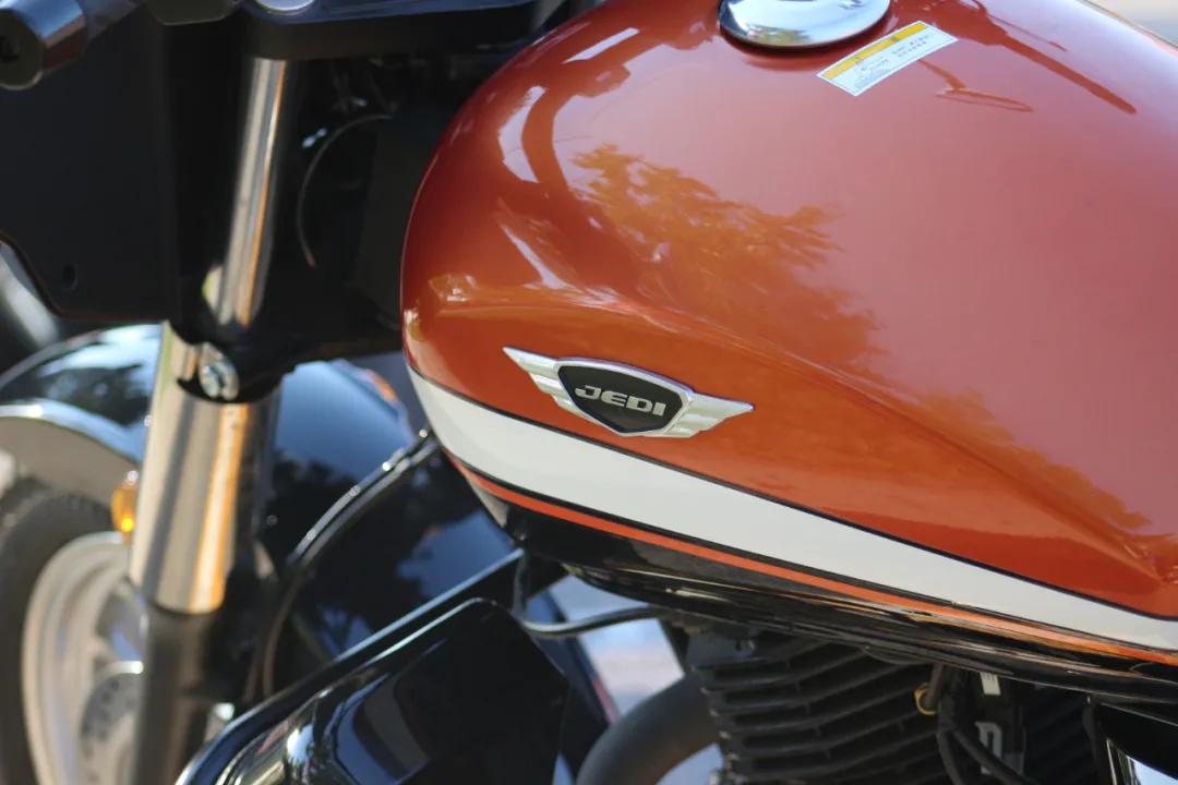 杰迪gz250小滑翔多重,杰迪gz250参数油耗