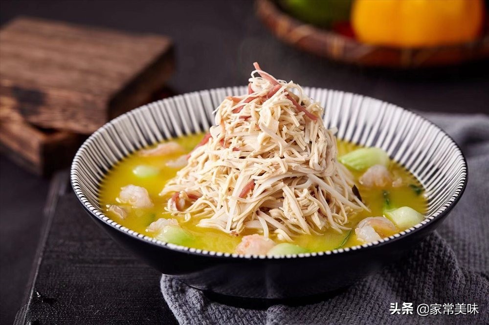 被评为江苏十大经典名菜,江苏最出名的6道名菜色香味俱全