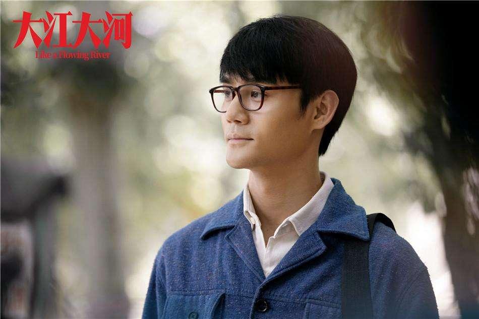 王凯又没得奖，侯鸿亮又要挨骂？