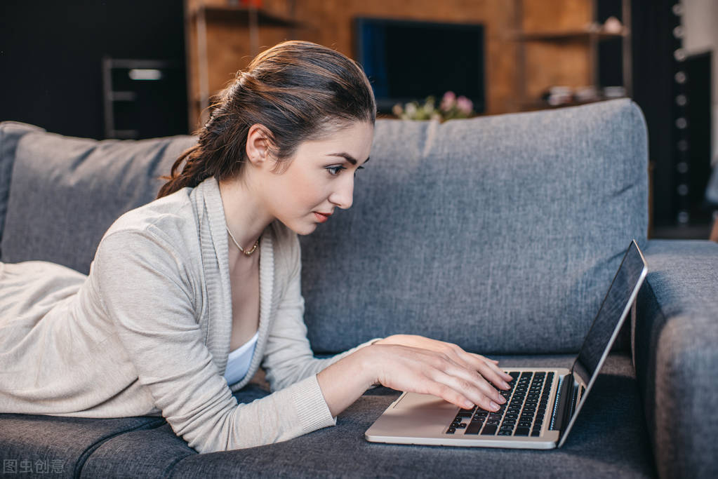 女生初中读书不好学什么技术好,初中学习不好毕业后学什么技术