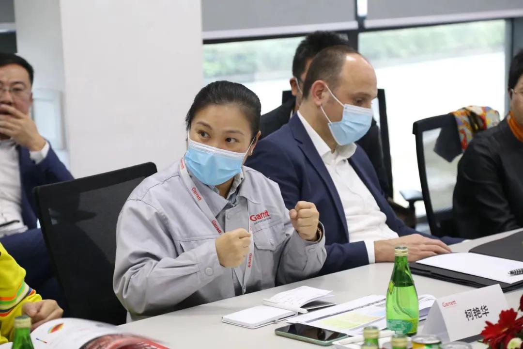 守望相助彼此成全,守望相助的内容及意义