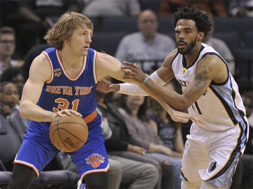 康利五大绝杀关键球,康利发挥出色拿下28分