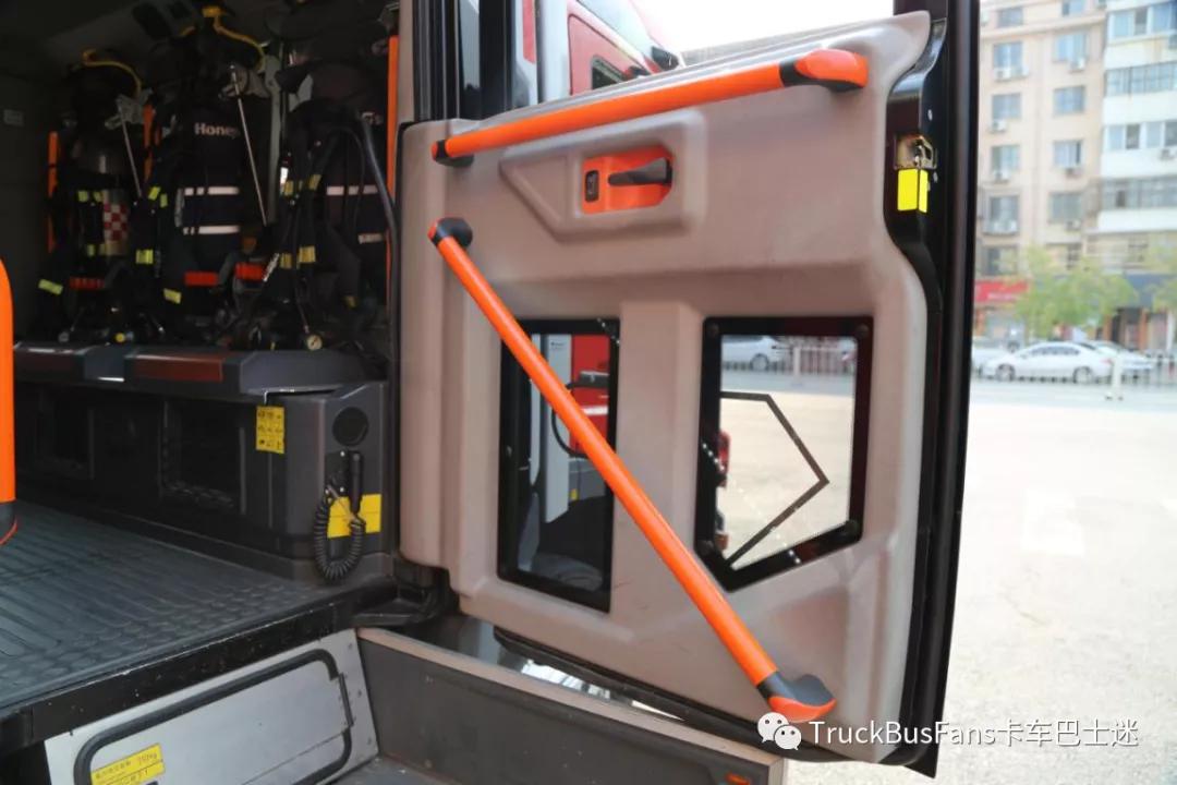 北京特色！奔驰Atego底盘的卢森宝亚AT3城市主战