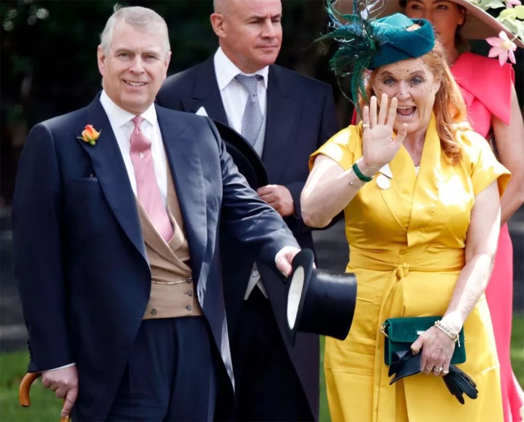 英国女王和莎拉,莎拉英国王室