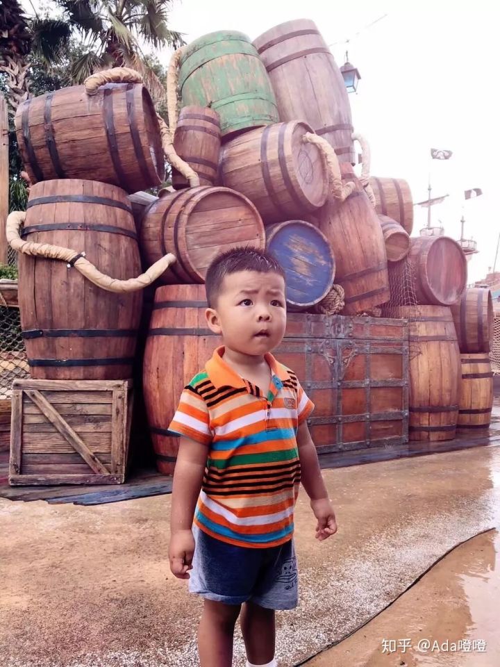 独自带2岁的娃怒刷了10次上海迪士尼，不听我听谁？