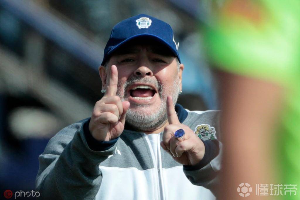 解说员当主教练,解说员做主教练