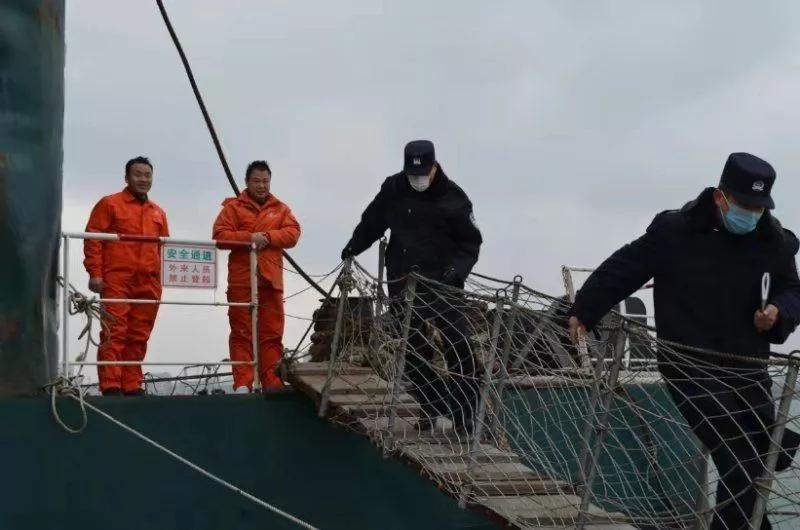 公安战疫微电影免费,边防首映