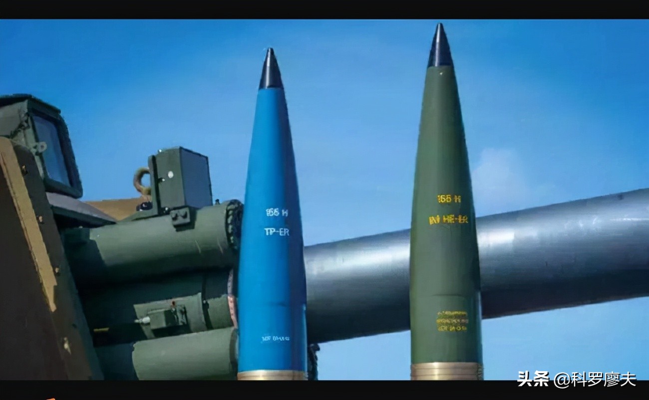 一炮炸坦克视频,一炮击穿战舰的坦克