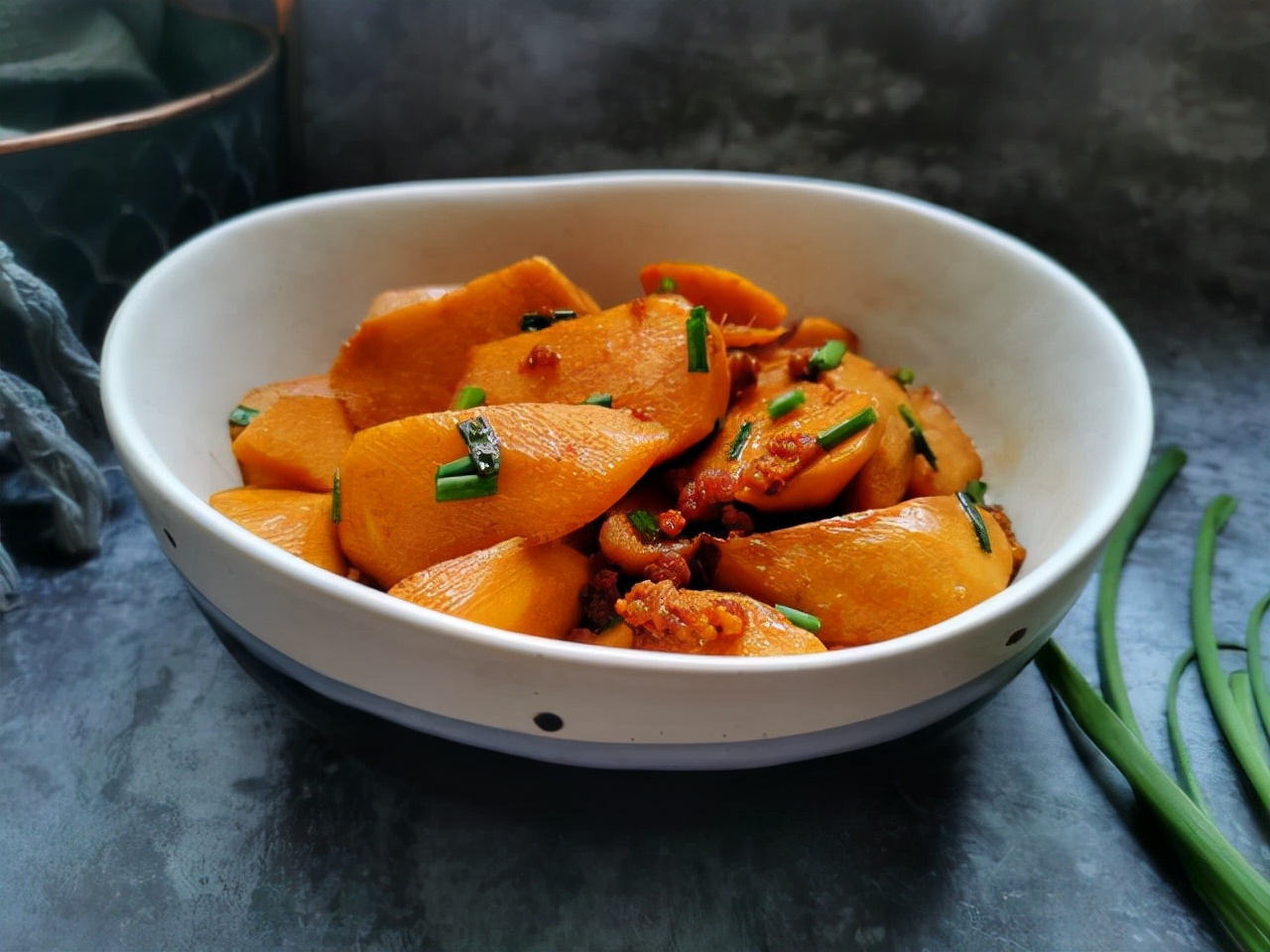 冬季干燥吃什么降火最快,冬季天气干燥上火吃什么水果降火