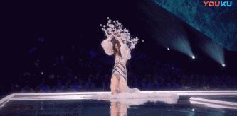 令人惊叹的维密超模,回忆当年1997年维密超模