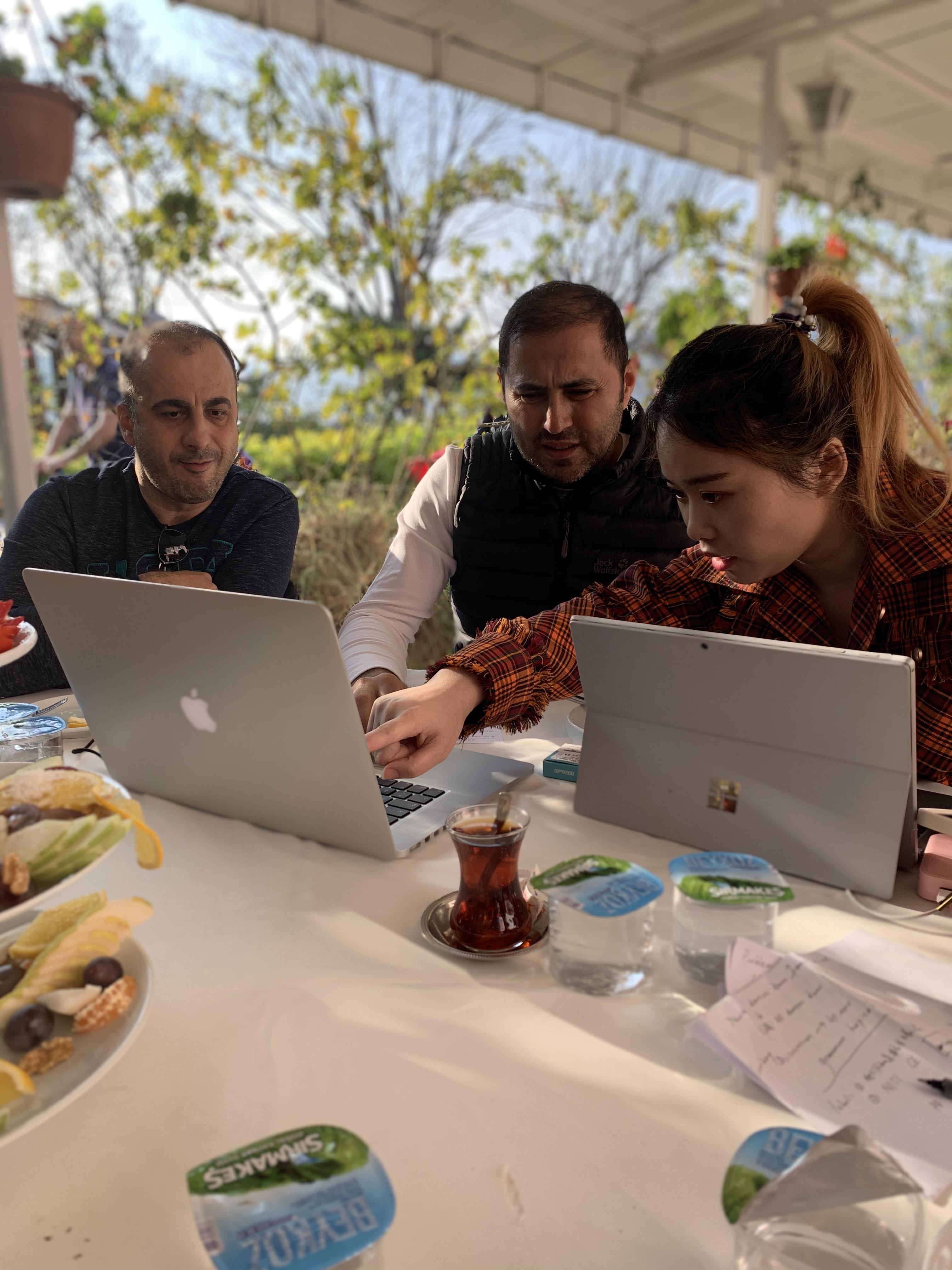 Fantadental在土耳其，我们感谢这一刻的相聚