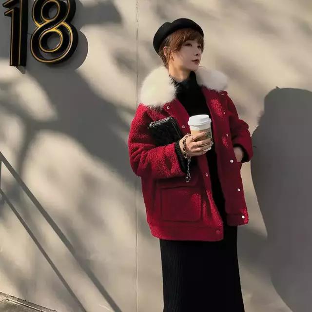 大年初一穿的挺漂亮,大年初一穿美衣