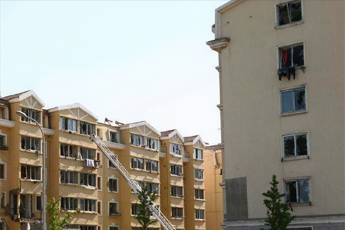 居民区开饭店扰民找哪个部门,居民楼楼下开饭店扰民如何投诉