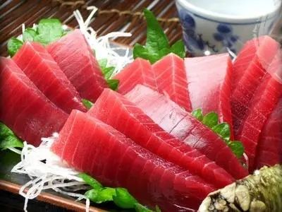 金枪鱼日料做法,日本料理40公斤金枪鱼该怎么吃