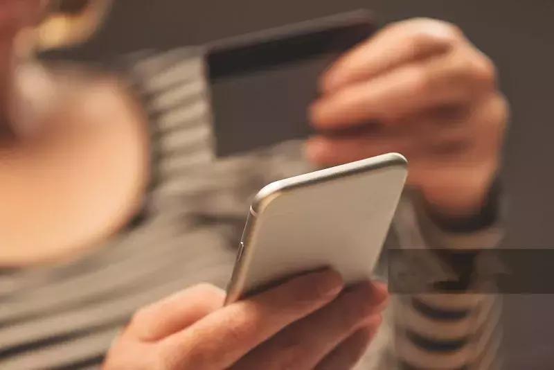 骗多名妇女案,骗女子21万