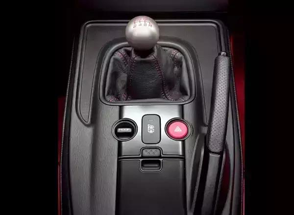 本田s2000的传奇故事,本田s2000实战