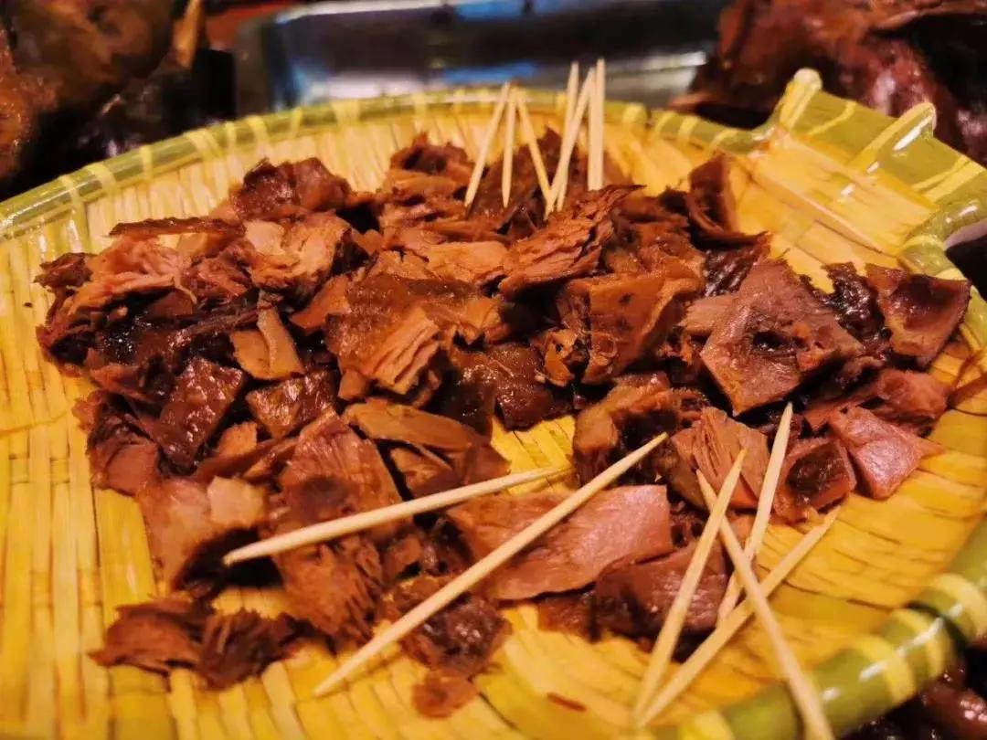 鸭子烧什么配菜好吃四川,四川鸭子的几种做法