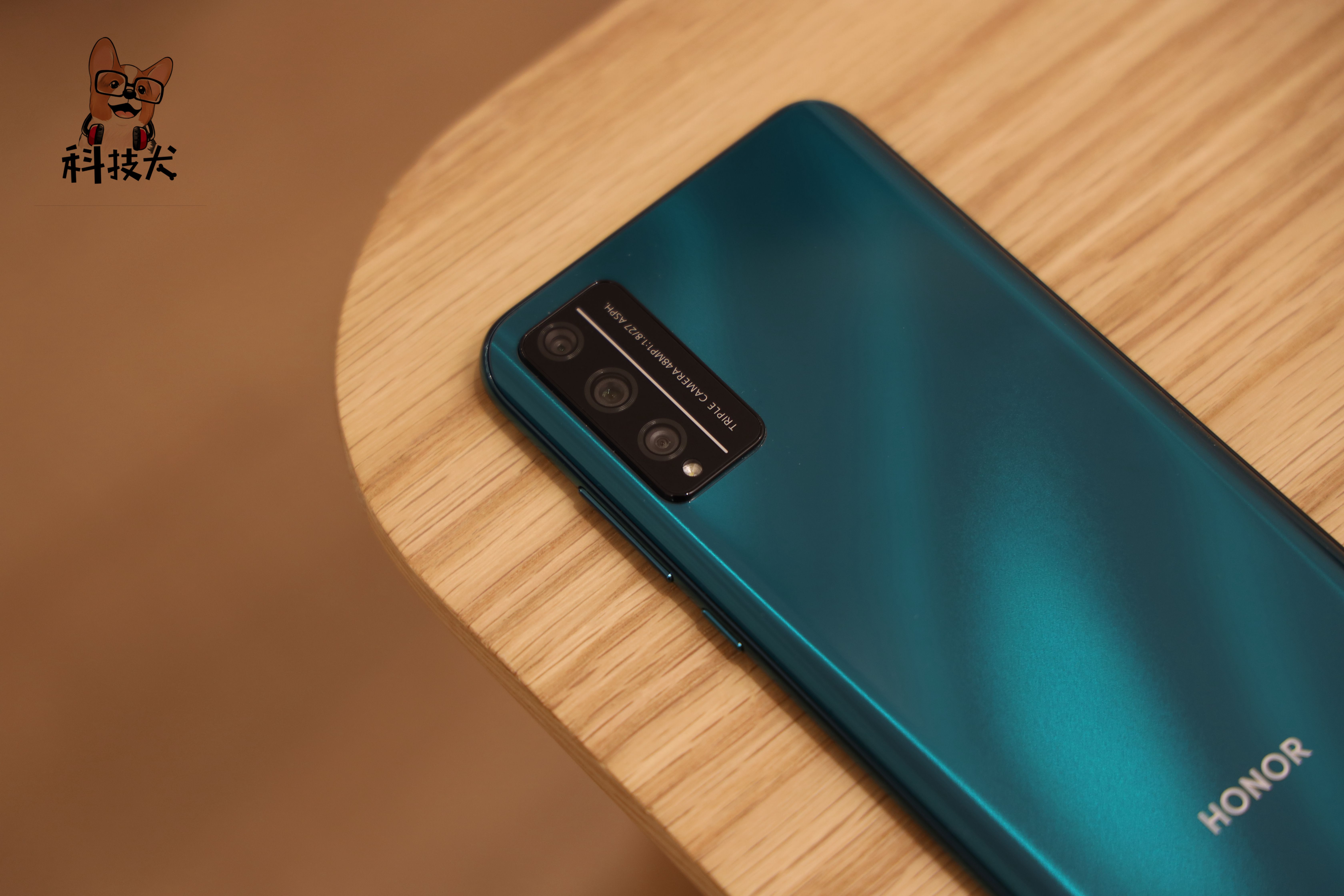 荣耀热门五款机型拍照对比：分别是Play4T/X10/30S/30/30Pro