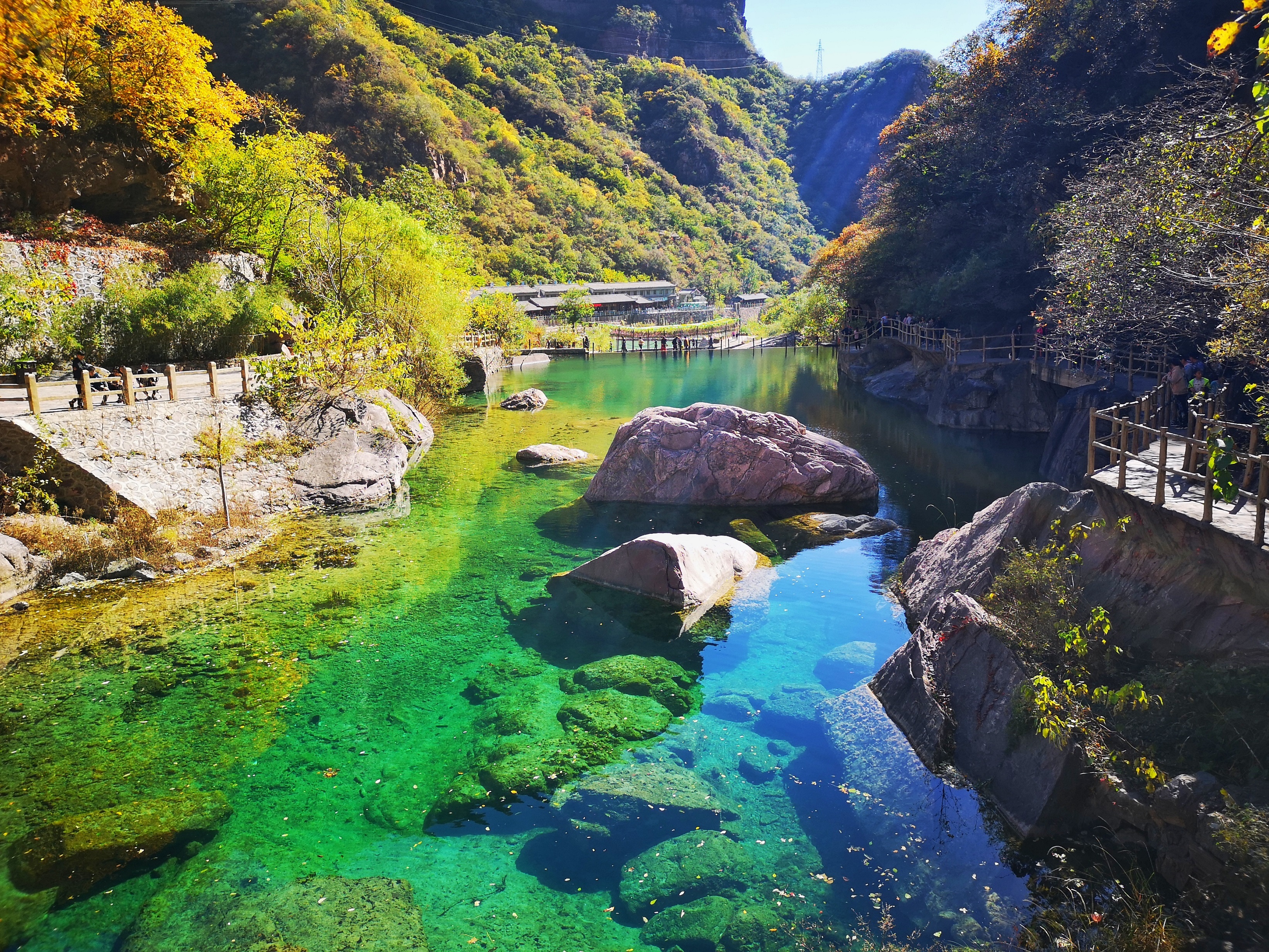 从山上看宝泉风景区抖音,河南宝泉旅游风景区游览视频