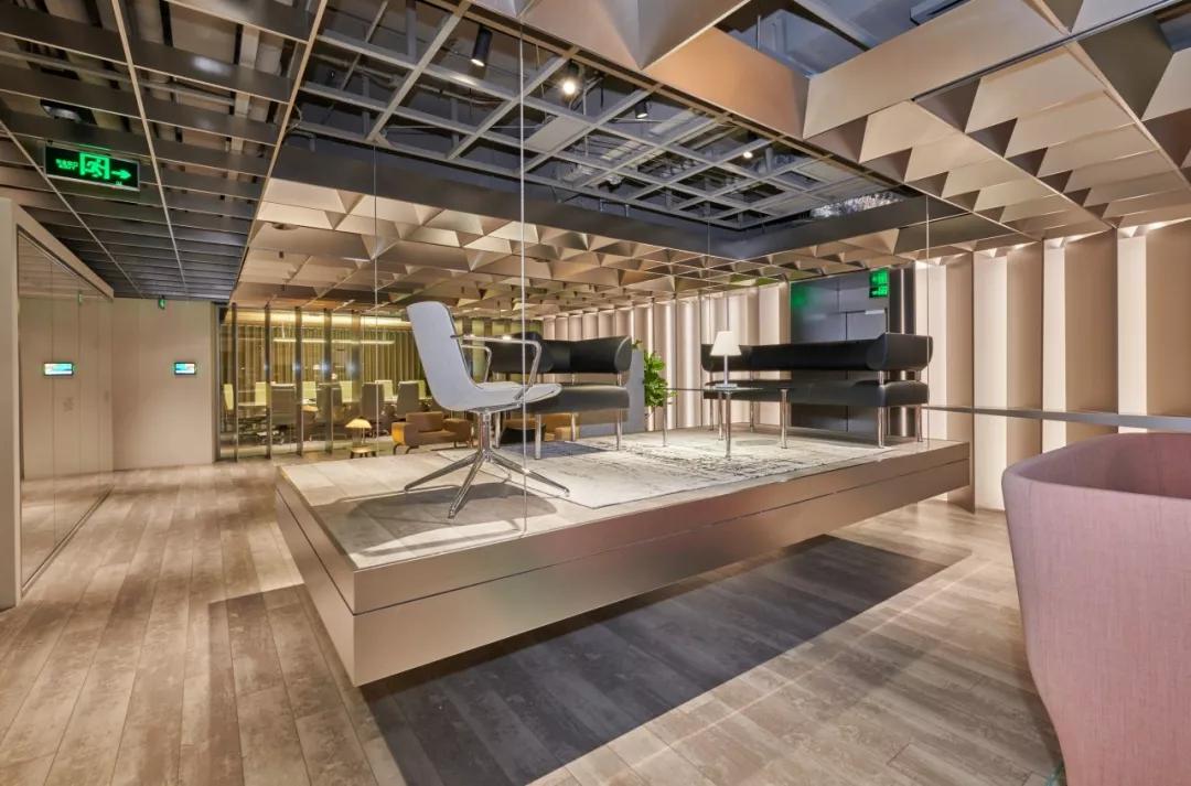 马云谈挖阿里巴巴的人,马云为阿里巴巴做出的付出