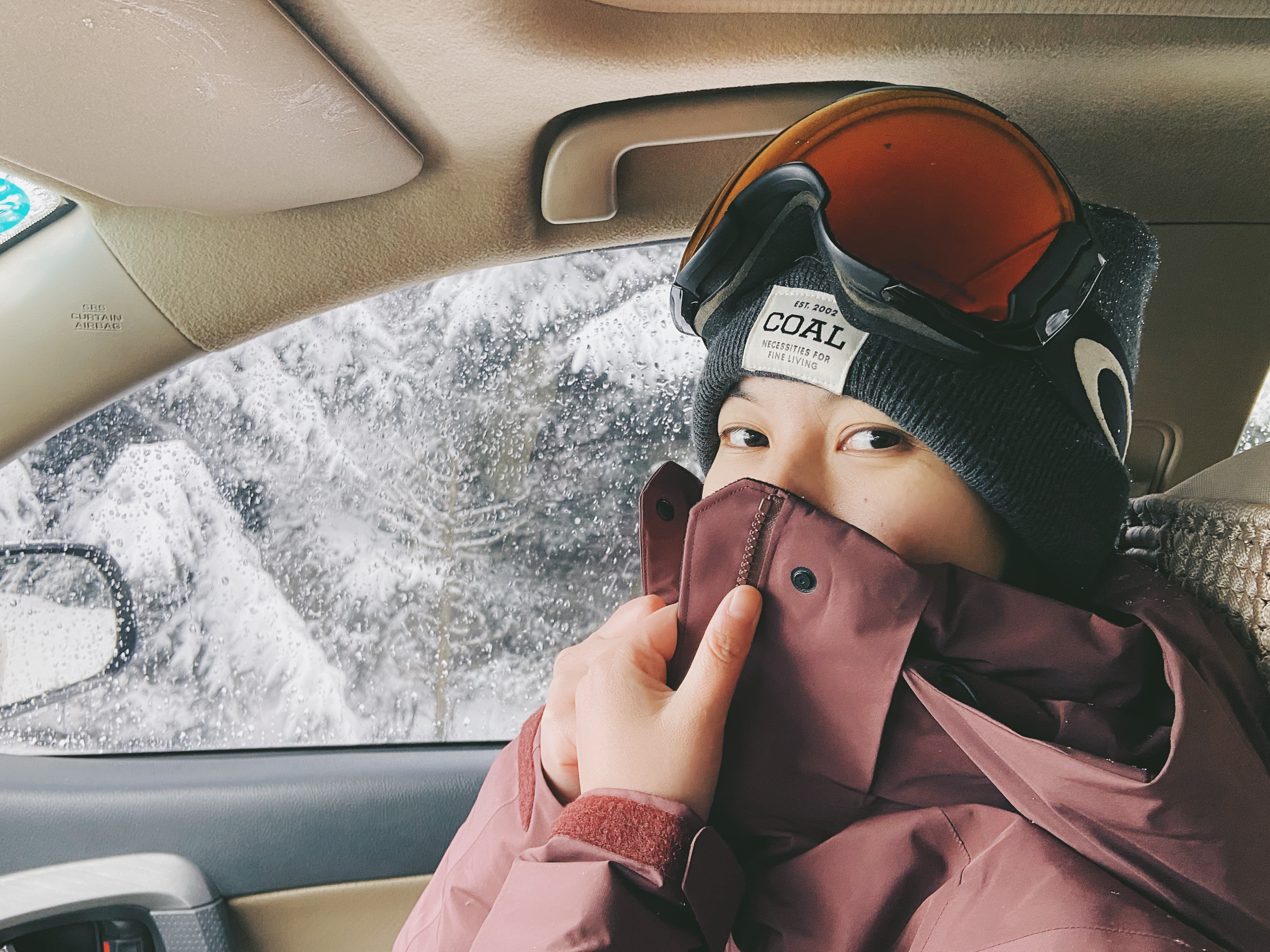 macai始祖鸟是硬壳还是软壳,始祖鸟macai滑雪测评