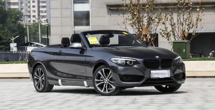 宝马225i敞篷2022款,宝马225i敞篷和z4区别