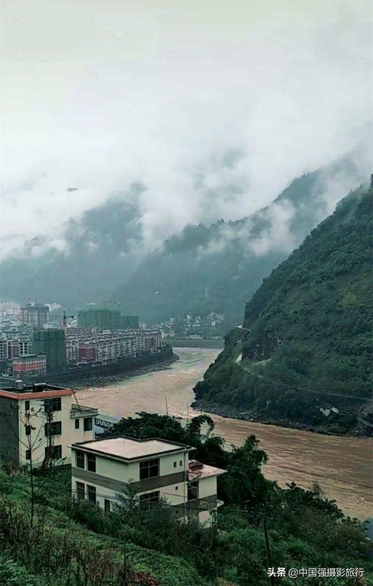 全世界最美的高速公路,世界公认的5个绝美公路